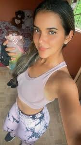 Wuao eres la mejor más hermosa del planeta sanbita hermosa 😘😏🫣🌹