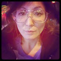 Amanda Schlitter's Instagram, Twitter & Facebook