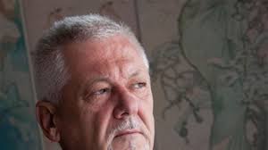 Spoločnosť si mala Harmana viac všímať