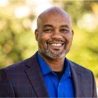 Derek Rayford's Instagram, Twitter & Facebook