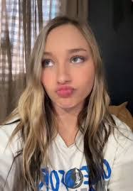 Mckenzie Ellison's Instagram, Twitter & Facebook