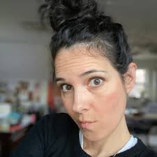 Jamie Lampton's Instagram, Twitter & Facebook