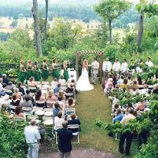Wedding Ceremony At The Landmark Resort In Egg Harbor Wi Wedding Venues Wisconsin Best Wedding Venues Wedding Themes Fall Rustic