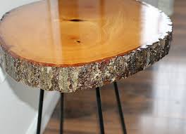 Learn How To Make A Resin Wood Slice Side Table With This Tutorial In 2020 Wood Resin Table Resin Table Top Resin Table