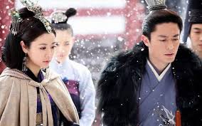Lâm tâm như đang trở thành tâm điểm chú ý của cư dân mạng trung quốc sau loạt scandal trong quá khứ như tố bạn diễn châu kiệt, châm kim vào hình nộm tiểu yến tử hay việc không làm từ thiện. Huo Kien Hoa Was Criticized As His Uncle And Lam Tam Nhu Did Not Improve After His Marriage