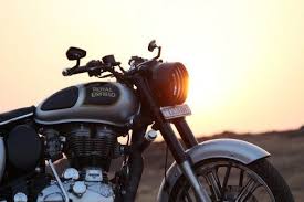 Royal Enfield 4k Hd Tapete Freshwidewallpapers Com 4k 5k 8k Hd Desktop Hintergrun In 2020 Royal Enfield Bullet Royal Enfield Hd Wallpapers Royal Enfield Wallpapers