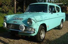 Remembering the ford anglia 105e, the car desgined to power young drivers between towns in search of nightlife and possibilities. Caribbean Blue 1961 Ford Anglia Historic Rally Car Fotos De Autos Autos Fotos