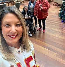 Randi Martin's Instagram, Twitter & Facebook