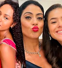 Ferdinand chantageia Tereza Cristina para não entregá-la à polícia