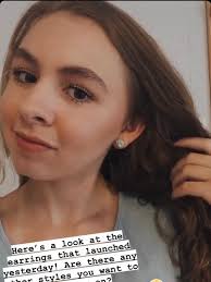 Mini Ribbon Knot Clay Earrings