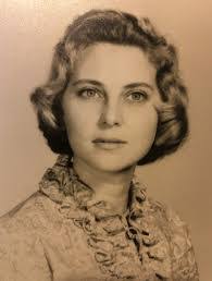 Christen Mitchell's Instagram, Twitter & Facebook