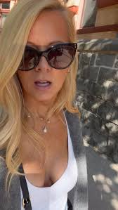 Who loves college football? 🏈 I’m a huge fan of The Ohio State Buckeyes.  🤗💕SportsFans