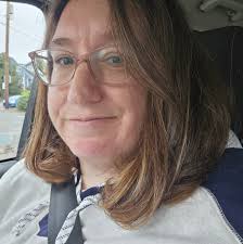 What is a good tree pruning/removal service company in NE Seattle?