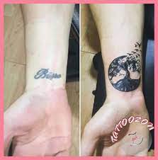 Your Wrist Tattoos Guide Wrist Tattoos Be Sure To Check Out This Helpful Article Wristtatto Wrist Tattoo Cover Up Cover Up Tattoos Wrist Cover Up Tattoo