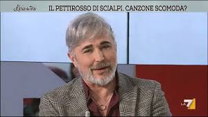 In un'intervista al settimanale spy, il cantante ha detto di essere nuovamente felice e di aver ritrovato. Scialpi Il Pettirosso Canzone Scomoda Scartata A Sanremo Youtube