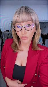 Vellai I Daniela Shima Dragoi