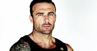 Commando from The Biggest Loser trains at Port Macquarie gym