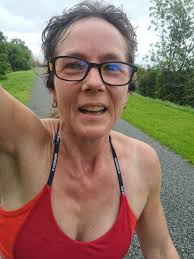 More Bling 🥇for the collection. New Forest 10K. A very muddy and wet  course but pleased with my time 💪. Good to see some friends too 😊 Nicola  and Fraser. Well done