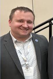 Wayne Mackenzie's Instagram, Twitter & Facebook