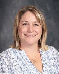 Mary Arcos's Instagram, Twitter & Facebook