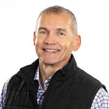 I joined Field Nation with the mindset that I would work hard and someday  manage my own team and build relationships that would allow me to grow both  personally and professionally. I