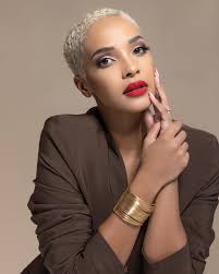 Unmatched 🤎 Happy Monday cuties!