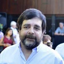 Biografia y Noticias de Fernando Moreira ||| TresLineas.com.ar