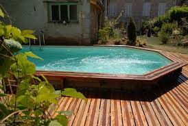 piscine semi enterree semi creusee comment choisir piscine semi creusee piscine semi enterree piscine amenagement paysager
