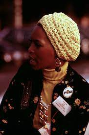 These Photos Capture The Dynamism And Vibrancy Of Chicago S Black Community In The 1970 S African American Fashion 1970s Black Women African American