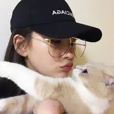 nana 💘 retweets only (@lovelyromaa)