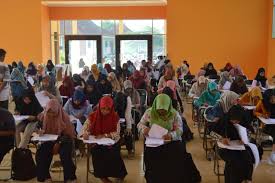 Tesnya tidak terlalu sulit hanya memerlukan ketelitian karena berupa sinonim antonim deret aritmatika yang tidak jauh dari tes psikotes seperti biasanya. Berebut Pelatihan Kerja 122 Peserta Siap Siap Tersingkir Info Sekitar Pekalongan