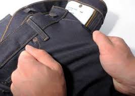 Cara ini bisa memperbesar lingkar celana jeans favoritmu. 4 Tips Mensiasati Jeans Yang Terlalu Ketat