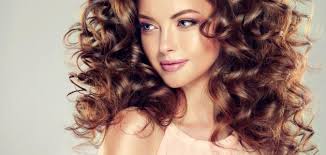 طريقة تفتيح الشعر طبيعيا موضوع