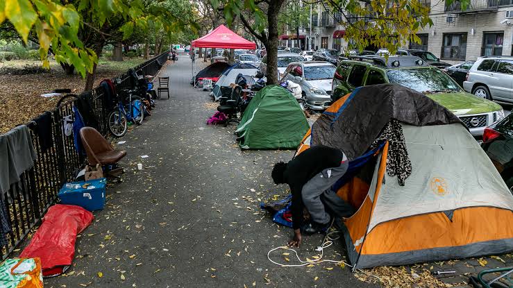 The NYPD Now Decides What Homeless Encampments Get Swept - City Limits