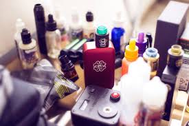 510 carts are the easiest, most straightforward way to vape oily concentrates. Best 510 Thread Battery The Fox Magazine