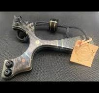 A very classy brass and carbon fibre hotshot catapult - YouTube