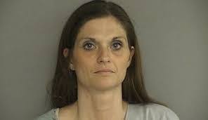 Krista Pellerin's Instagram, Twitter & Facebook