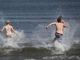 Es handelt sich um gramnegative bakterien, fakultativ anaerobe, gekrümmte stäbchen.die geißeln sind meist polar angeordnet. Nord Und Ostsee Zahl Der Vibrionen Infektionen Konnte Im Sommer 2020 Zunehmen Reise