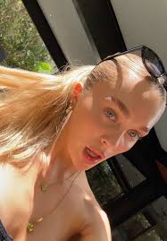 Cameron Cartwright (@cameron.cartwright)’s videos with Never Lose Me (feat.  SZA & Cardi B)