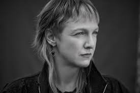 Chez vous chez nous avec Zach Poitras et ses dreads!