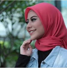 Betari ayu didapuk memerankan sosok zahro di sinetron para pencari tuhan jilid 13. Rekomendasi Visual Religi Hijab 64 Betari Ayu Wattpad