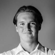 I fredags presenterade jag mitt examensarbete inom nötning på PrimeBlade  Sweden AB vilket markerar slutet på min 5 åriga civilingenjörsutbildning!  Veckan innan presenterade jag mitt arbete på Uppsala…