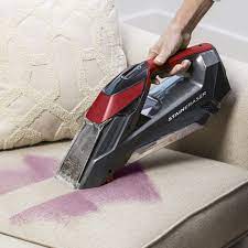 Bissell® pet stain eraser™ cordless portable carpet cleaner is ready anywhere and anytime to remove messes made by your pet. Stain Eraser Tragbarer Fleckenreiniger Kabellos Bissell