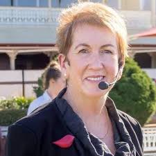 Mary Bruce Wedding Celebrant ~ Sunshine Coast