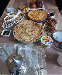 Notre Selection Des Plus Belles Excursions Et Randonnees Au Maroc En 2020 Recette Entremet Nourriture Delicieuse Cuisine Et Boissons