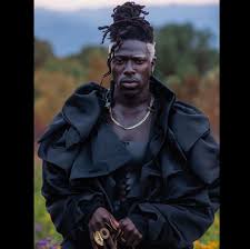 La fiche de arthur moses (né le 03 mars 1973 à accra (ghana)), attaquant ghanéen : Moses Sumney S Instagram Post I Ve Made Something Incredibly Ambitious For Afropunk S Virtual Festival Planet A Band Photoshoot Afro Punk Brown Aesthetic