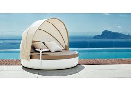 Shop upholstered daybeds at chairish, the design lover's marketplace for the best vintage and used furniture, decor and art. Ulm Vondom Daybed With Reclining Backrest Milia Shop