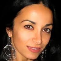 Stacy Cline's Instagram, Twitter & Facebook