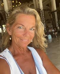 Crystal Derouen's Instagram, Twitter & Facebook