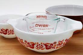 This Is What You Should Know About Your Vintage Pyrex Bowls